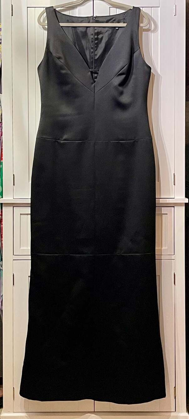A.B.S. Evening by Allen Schwartz Black Sleeveless V-Neck Gown Size 14